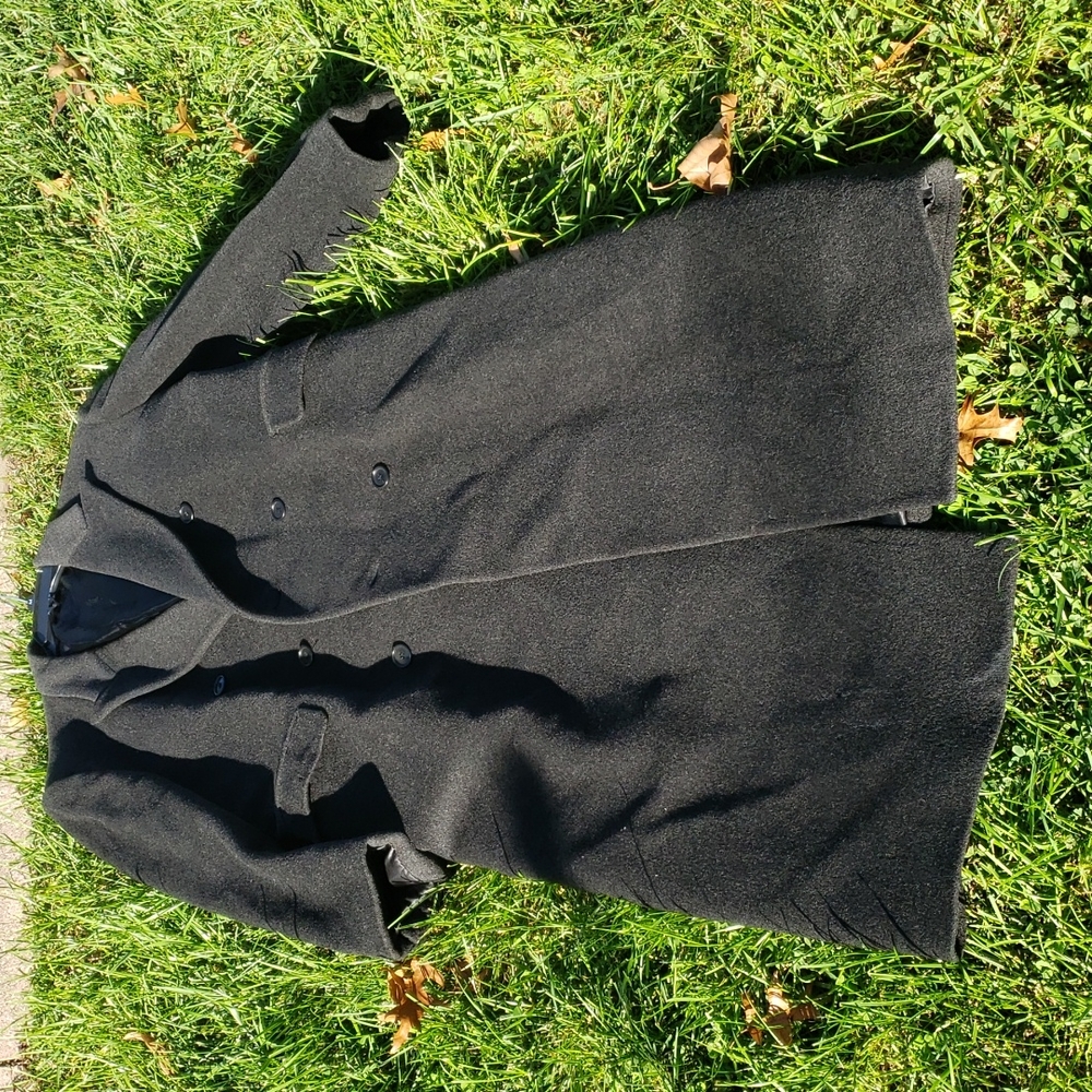 Overcoat - Picture 2 of 4